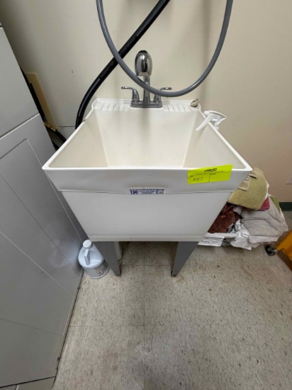 Large Industrial Wash Tub with Faucet