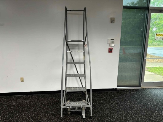 Rolling Ladder