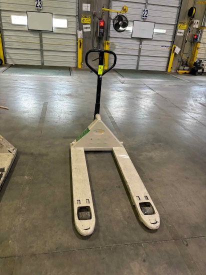 Crown Manual Pallet Jack