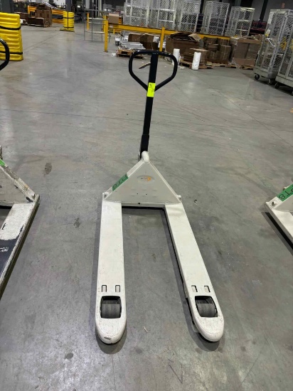 Crown Manual Pallet Jack