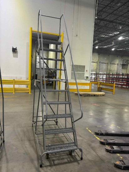 Rolling Ladder