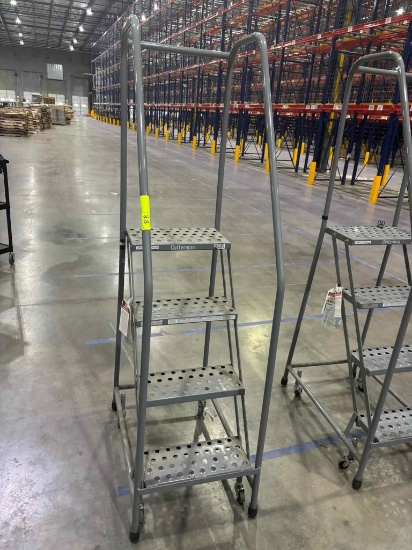 Rolling Ladder