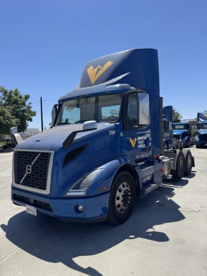 2024 Volvo VNR Daycab Body Type: Chassis