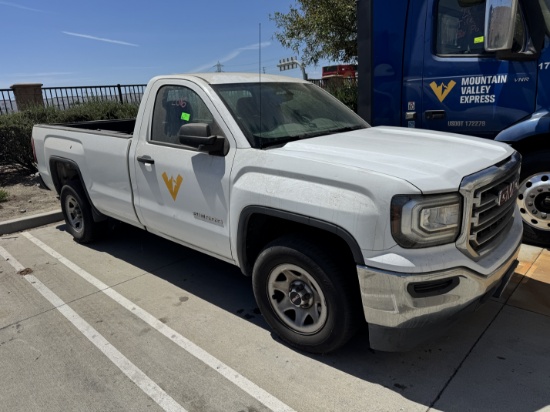 2017 GMC Sierra 1500 Service Body Type: Chassis