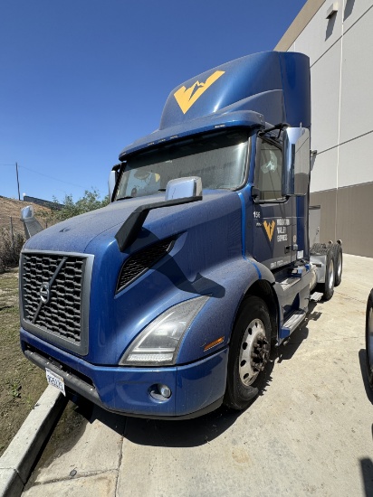 2020 VOLVO VNR Daycab Body Type: Chassis