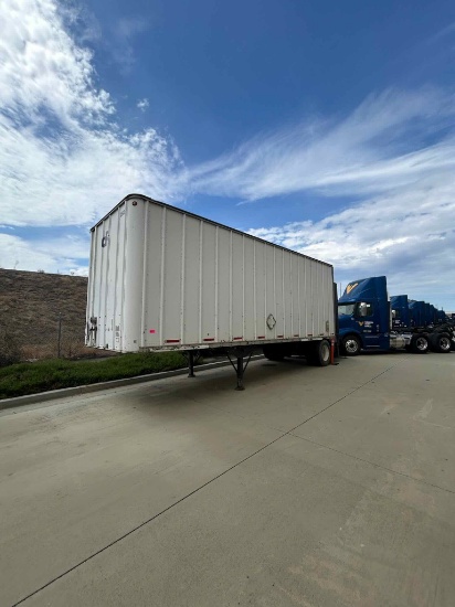 2000 Road Systems Trailer