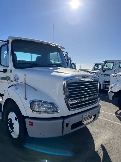 2018 Freightliner M2 112 Daycab Body Type: Chassis