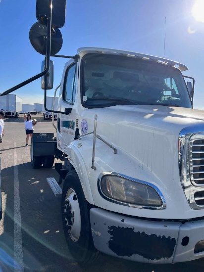 2019 Freightliner M2 112 Daycab