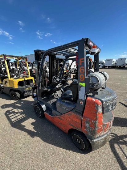 2013 Toyota 8FGCU25 Forklift