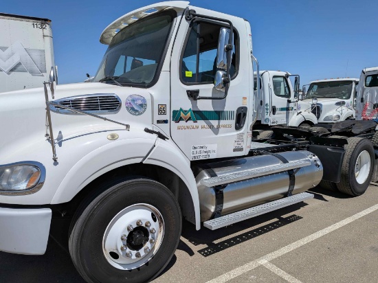2019 Freightliner M2 112 Daycab