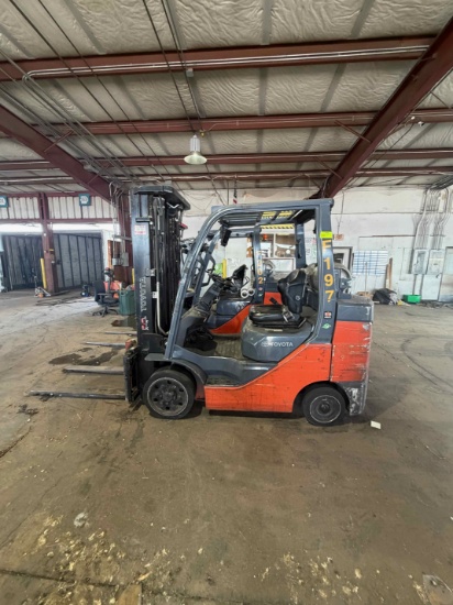2023 Toyota 8FGCU32 Forklift