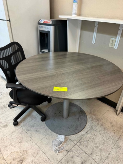 Breakrroom Table and Chair