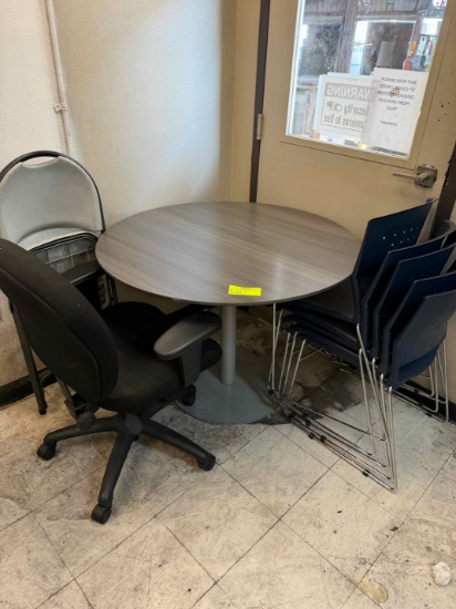 Breakroom Table and Chairs