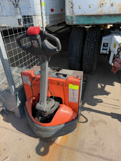 2018 Toyota 8HBW23 Electric Palletjack (does not start)