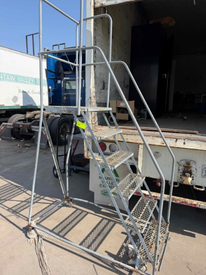 6 step Rolling Ladder
