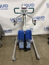 Arjo Medical Lift with Scale