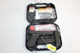 Glock 22Gen4 .40 Cal. Pistol w/3- 15 Rd. Mags and Straps.