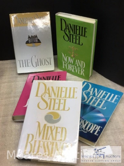 5-Danielle Steele Hardback Books