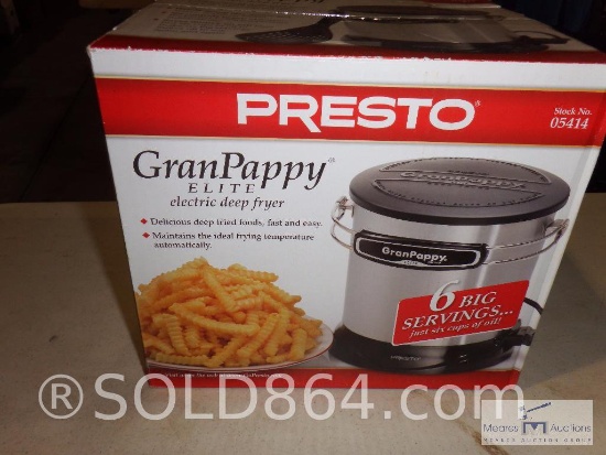 NEW - Presto GranPappy Elite electric deep fryer