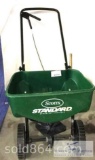 Scoots Standard Grass Seeder