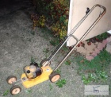 Gas powered lawn trimmer