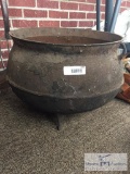 Extra large cast iron pot