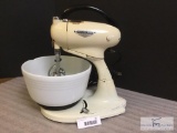 RETRO HAMILTON BEACH MIXER