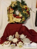 Nativity wreath & tea Pots