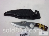 Skinning knife with case