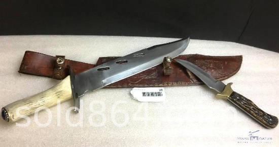PAIR OF KNIVES - FIXED BLADES WITH STAG/BONE HANDLES