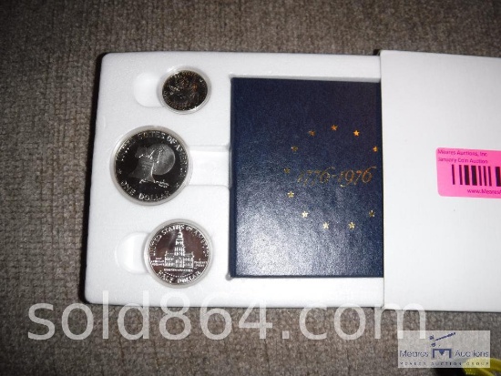 US Mint 3-coin silver proof Bicentennial set