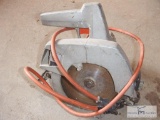 BLACK & DECKER CIRCULAR SAW