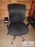 OFFICE CHAIR