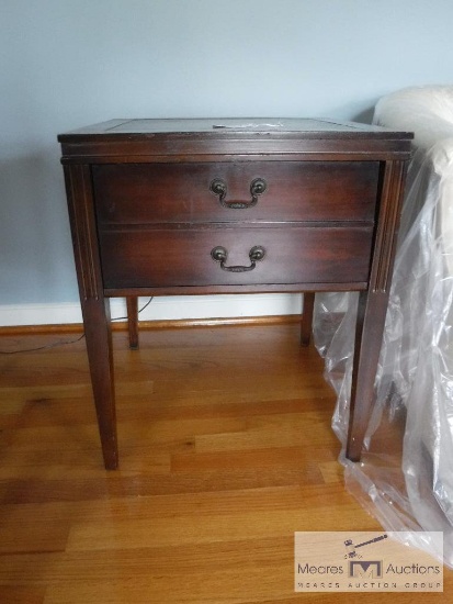 Mahogany end table with inlay top