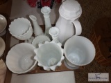 Mixed lot of white glass vases - pitcher - urn