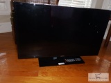 SAMSUNG flat panel TV with remote - 40 inch