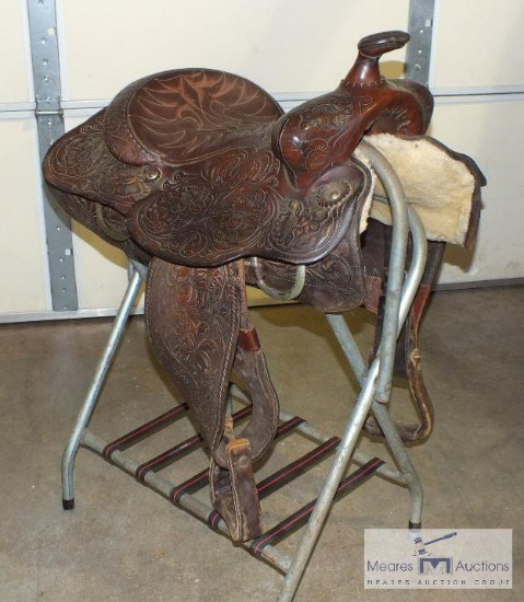 Western Saddle, Leather, Cutting