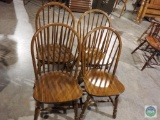 Group of 4 wooden chairs
