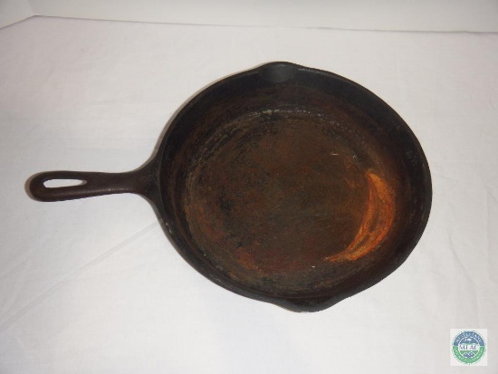 Wagner cast iron skillet