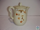 Hall's - Jewel T - pitcher with lid