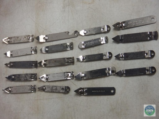 19 pieces Vintage Bottle Openers 40's-60'