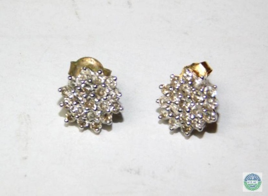 14k Gold Diamond Cluster Earrings (14k marked on post)