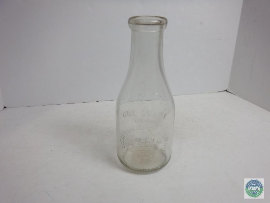 Greenwood SC Products 1 Quart Clear Duraglass Bottle Jug