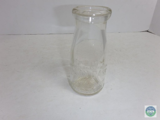 Union Dairy Co Chicago Il Half Pint Clear Glass jar
