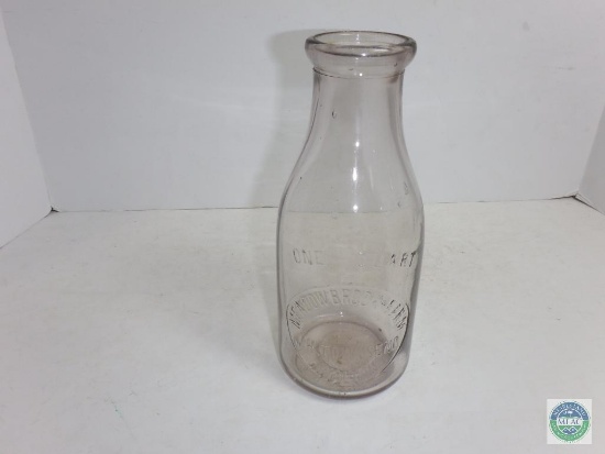 Meadowbrook Farm JH Townsend Walton 1 Quart Clear Glass Bottle