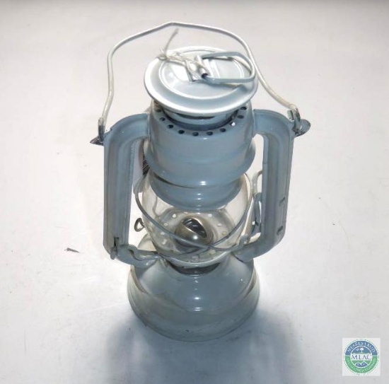 Small White Gas Lantern Lamp (no markings)