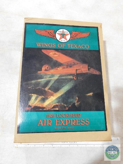 Ertl Wings of Texaco 1929 Lockheed Air Express 1st in Series