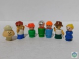 Lot of 8 Fisher Price Little People