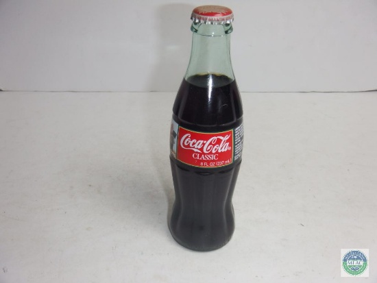 Coca-Cola Full Bottle 8 oz 1996 Christmas