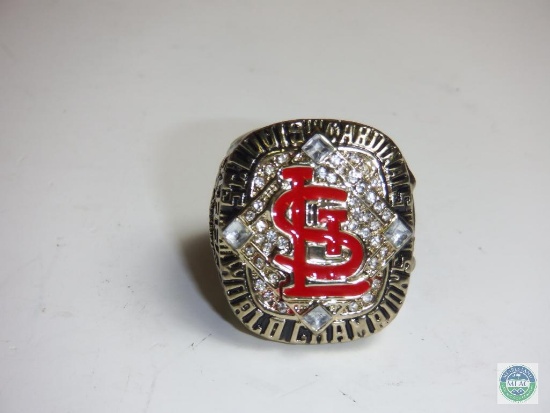 World Champions St. Louis Cardinals 2006 Gold tone Ring Gibson